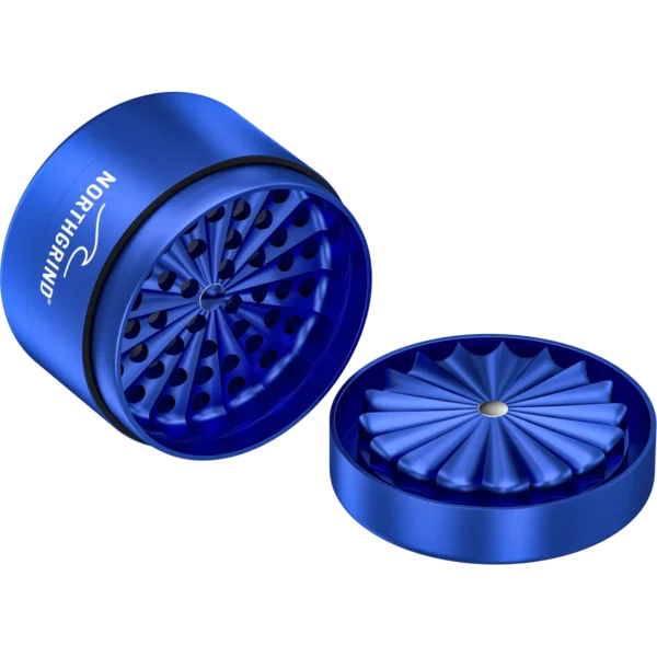 NORTHGRIND® Toothless Alu-Grinder Langeoog Horizon Blue (Blau) – geöffnet mit Sunray-Rotor