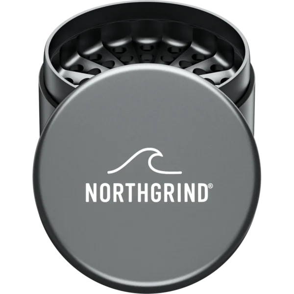 NORTHGRIND® Toothless Alu Grinder Langeoog Storm Rock (Grey) – lid with logo